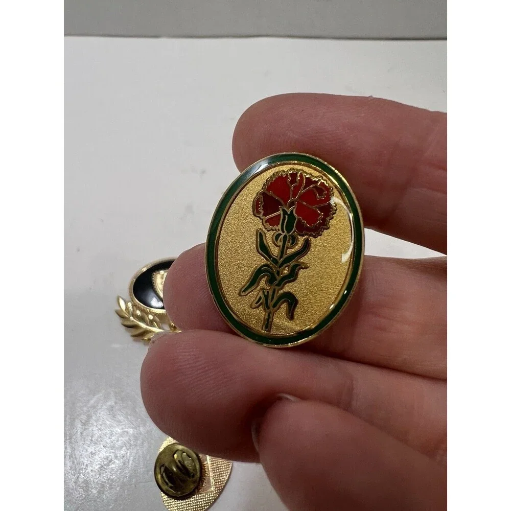 Vintage Goldtone Enamel Pin Brooch Lot Of 3 Wreath Valley Casting Mother Heart